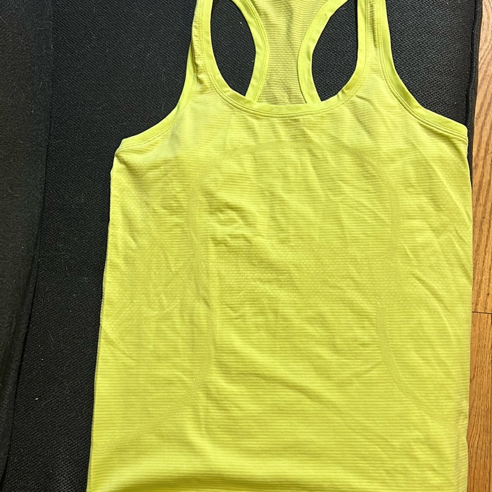 Lululemon x Bauer